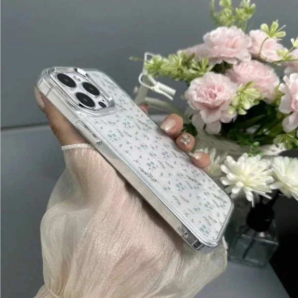 ⚠️Clearance iPhone 14/Pro/Pro Max Clear Floral Patterned Phone Case - Picture 5 of 5